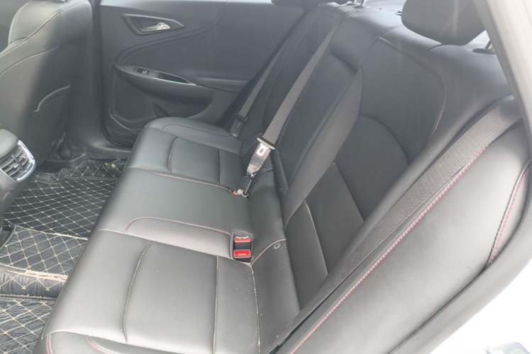 Used Chevrolet Malibu XL 2022 Redline 550T Automatic Sport Edition Left Rear Seat