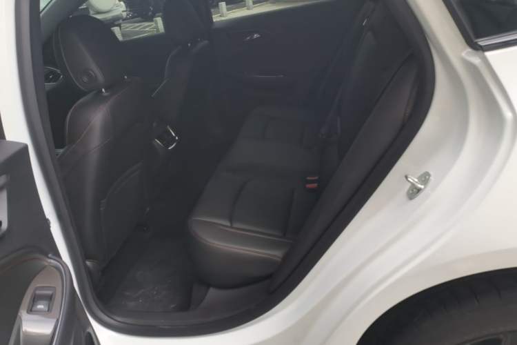 Used Chevrolet Malibu XL 2022 Redline 550T Automatic Sport Edition Left Rear Seat
