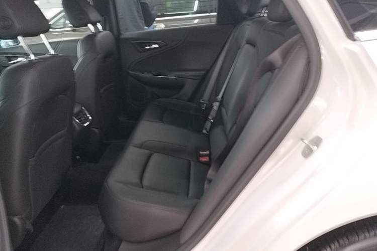 Used Chevrolet Malibu XL 2022 535T Automatic Sport Edition Left Rear Seat