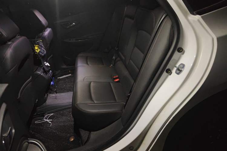 Used Chevrolet Malibu XL 2022 Redline 550T Automatic Sport Edition Left Rear Seat