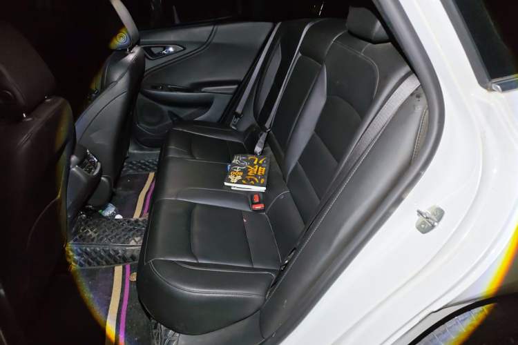 Used Chevrolet Malibu XL 2022 535T Automatic Sport Edition Left Rear Seat