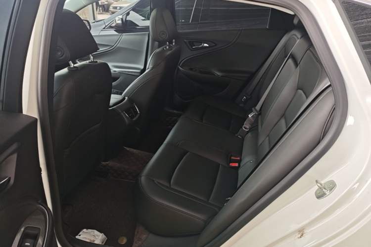Used Chevrolet Malibu XL 2022 535T Automatic Sport Edition Left Rear Seat