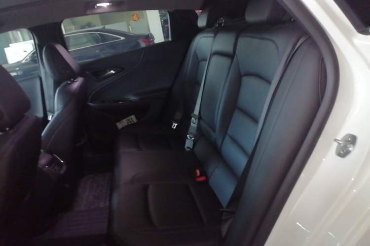 Used Chevrolet Malibu XL 2022 535T Automatic Sport Edition Left Rear Seat