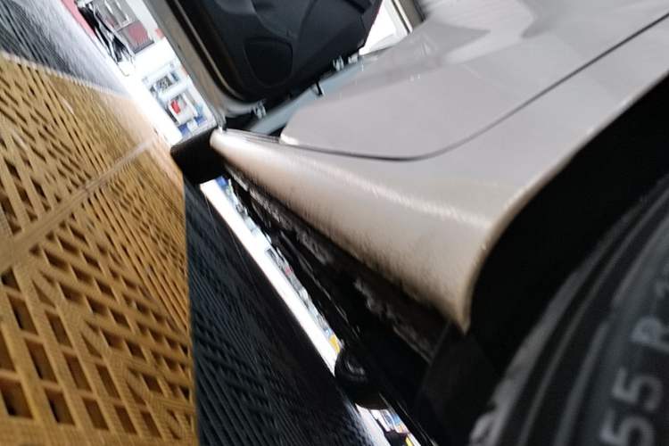 Used Chevrolet Malibu XL 2022 535T Automatic Sport Edition Left Side Sill