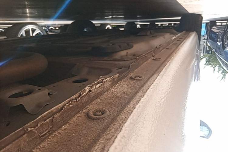 Used Chevrolet Malibu XL 2022 535T Automatic Sport Edition Left Side Sill