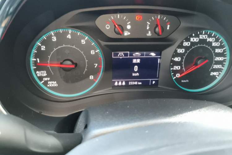 Used Chevrolet Malibu XL 2022 535T Automatic Sport Edition Odometer Close Up