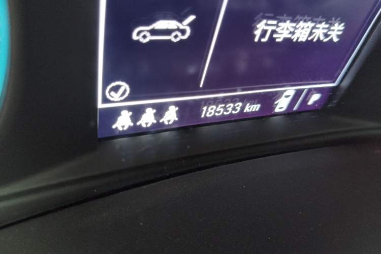Used Chevrolet Malibu XL 2022 535T Automatic Sport Edition Odometer Close Up