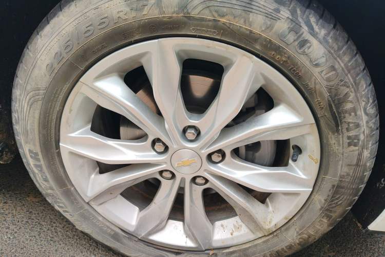 Used Chevrolet Malibu XL 2022 535T Automatic RuiLian Edition Right Front Wheel Hub