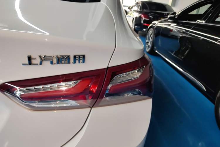 Used Chevrolet Malibu XL 2022 535T Automatic Sport Edition Right Rear Taillight
