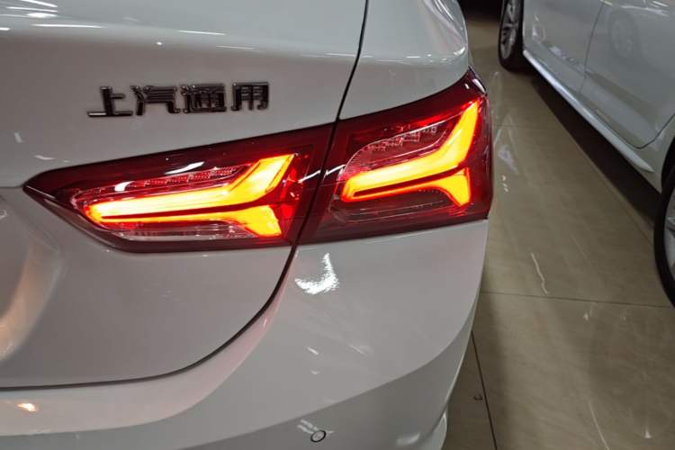 Used Chevrolet Malibu XL 2022 535T Automatic Sport Edition Right Rear Taillight