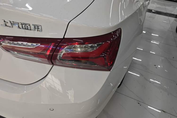 Used Chevrolet Malibu XL 2022 535T Automatic Sport Edition Right Rear Taillight