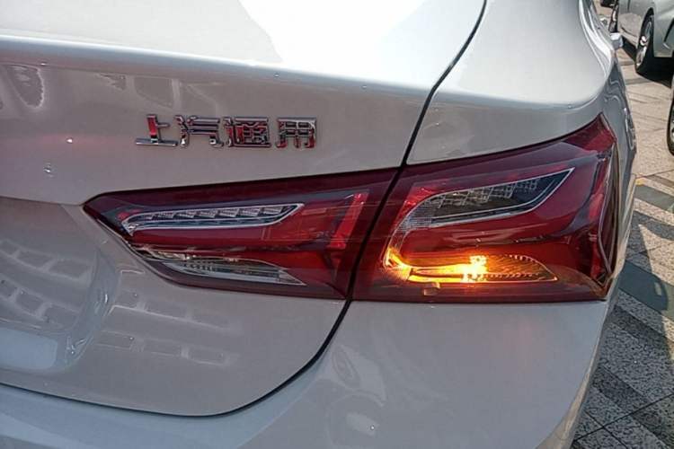 Used Chevrolet Malibu XL 2022 535T Automatic Sport Edition Right Rear Taillight