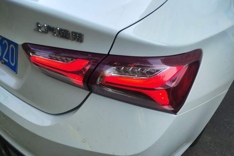 Used Chevrolet Malibu XL 2022 535T Automatic Sport Edition Right Rear Taillight