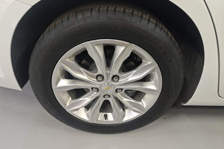 Used Chevrolet Malibu XL 2022 535T Automatic RuiLian Edition Right Rear Wheel Hub