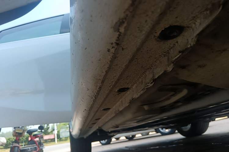 Used Chevrolet Malibu XL 2022 535T Automatic Sport Edition Right Side Sill