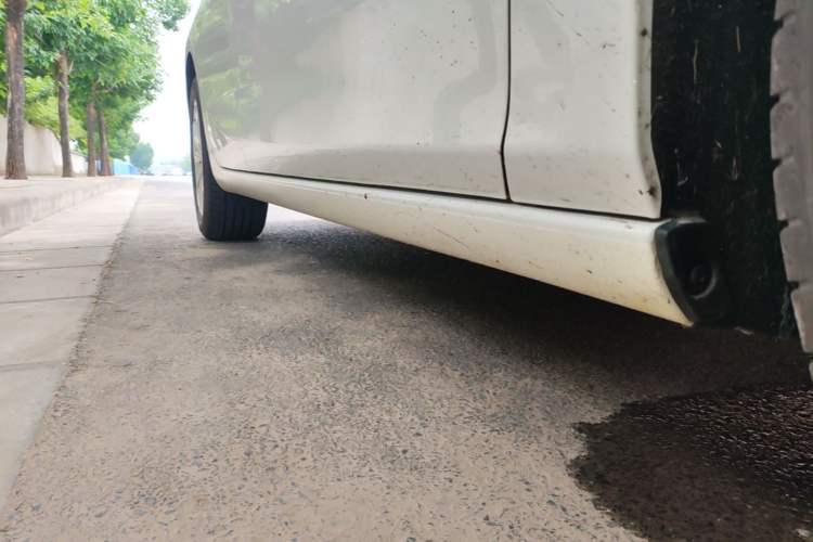 Used Chevrolet Malibu XL 2022 535T Automatic Sport Edition Right Side Sill