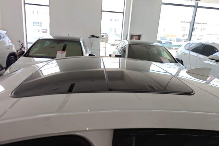 Used Chevrolet Malibu XL 2022 Redline 550T Automatic RuiLian Edition Roof