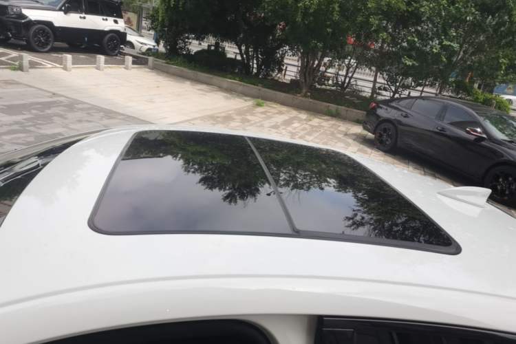 Used Chevrolet Malibu XL 2022 Redline 550T Automatic Sport Edition Roof