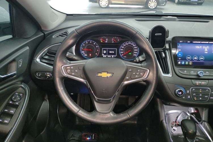 Used Chevrolet Malibu XL 2022 535T Automatic Sport Edition Steering Wheel