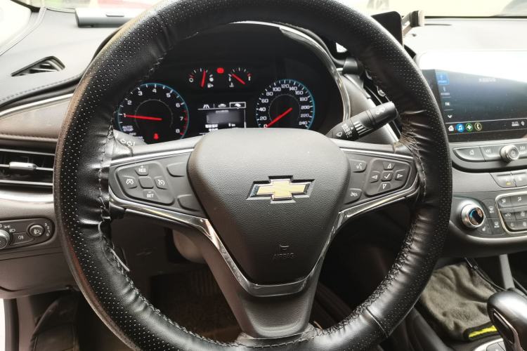 Used Chevrolet Malibu XL 2022 535T Automatic Sport Edition Steering Wheel