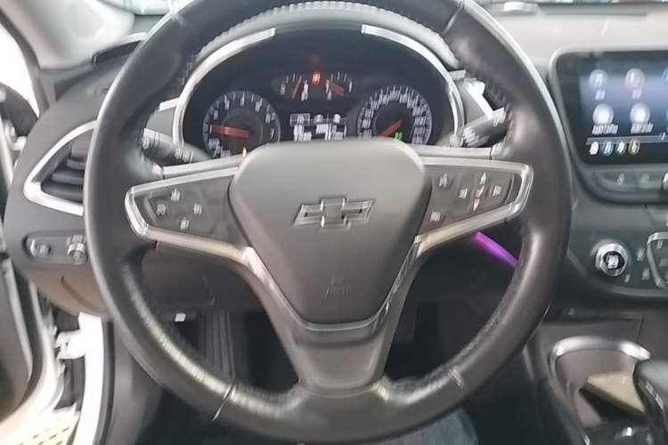 Used Chevrolet Malibu XL 2022 535T Automatic Sport Edition Steering Wheel