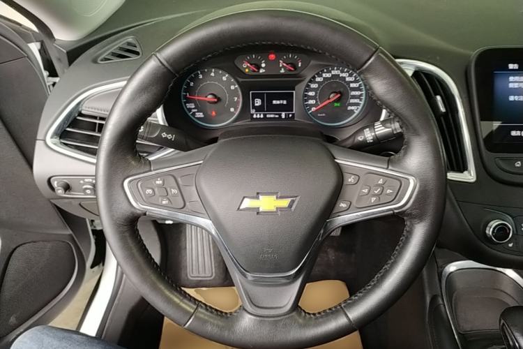Used Chevrolet Malibu XL 2022 535T Automatic Sport Edition Steering Wheel