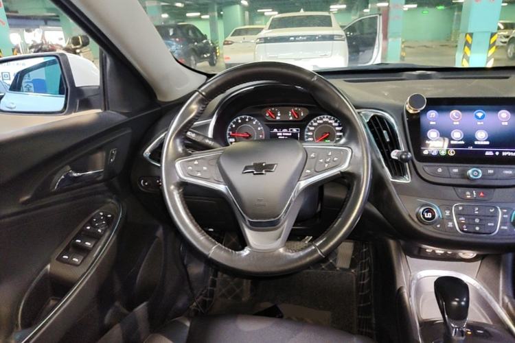 Used Chevrolet Malibu XL 2022 535T Automatic Sport Edition Steering Wheel