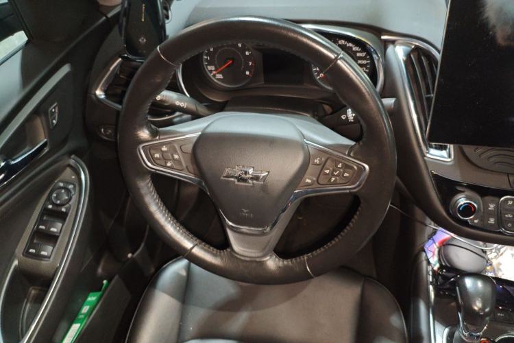 Used Chevrolet Malibu XL 2022 535T Automatic Sport Edition Steering Wheel