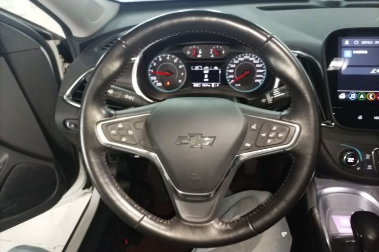 Used Chevrolet Malibu XL 2022 Redline 550T Automatic Sport Edition Steering Wheel