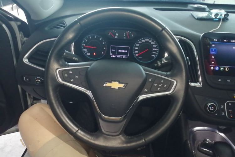 Used Chevrolet Malibu XL 2022 535T Automatic Sport Edition Steering Wheel