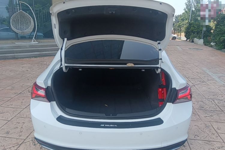 Used Chevrolet Malibu XL 2022 535T Automatic Sport Edition Trunk