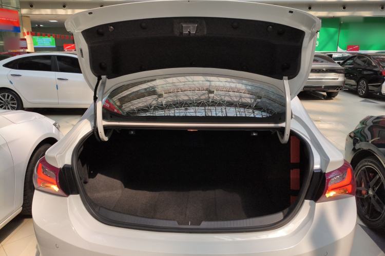 Used Chevrolet Malibu XL 2022 Redline 550T Automatic Sport Edition Trunk