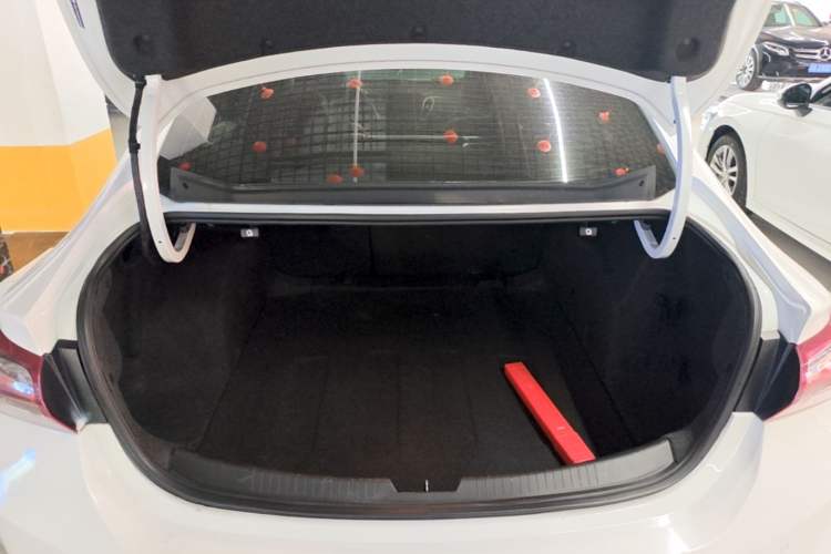 Used Chevrolet Malibu XL 2022 535T Automatic Sport Edition Trunk