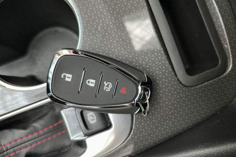 Used Chevrolet Malibu XL 2022 Redline 550T Automatic Sport Edition Vehicle Key