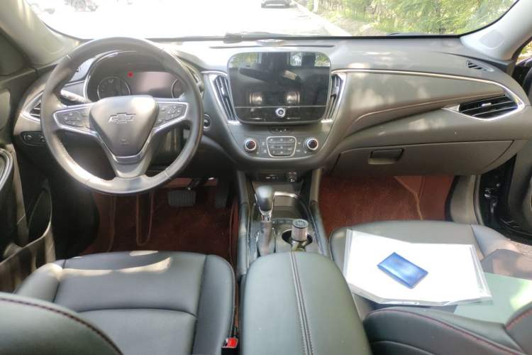 Used Chevrolet Malibu XL 2023 Redline 2.0T Rui Lian Edition Center Console