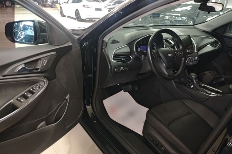 Used Chevrolet Malibu XL 2023 1.5T Sharp Edition Driver Seat