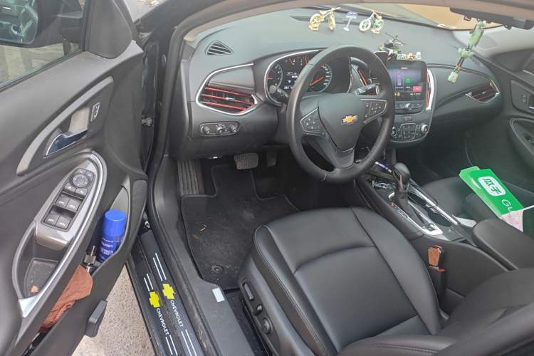 Used Chevrolet Malibu XL 2023 1.5T Sharp Edition Driver Seat