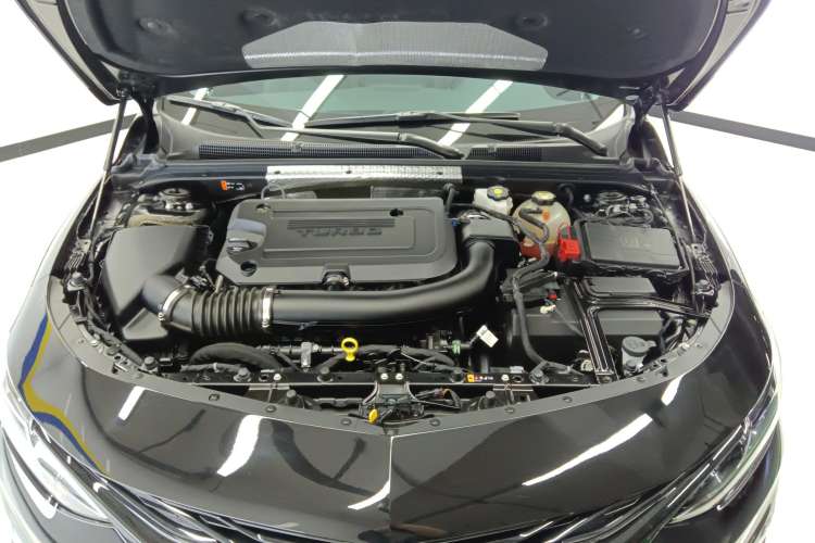 Used Chevrolet Malibu XL 2023 Redline 2.0T Sporty Edition Engine Bay