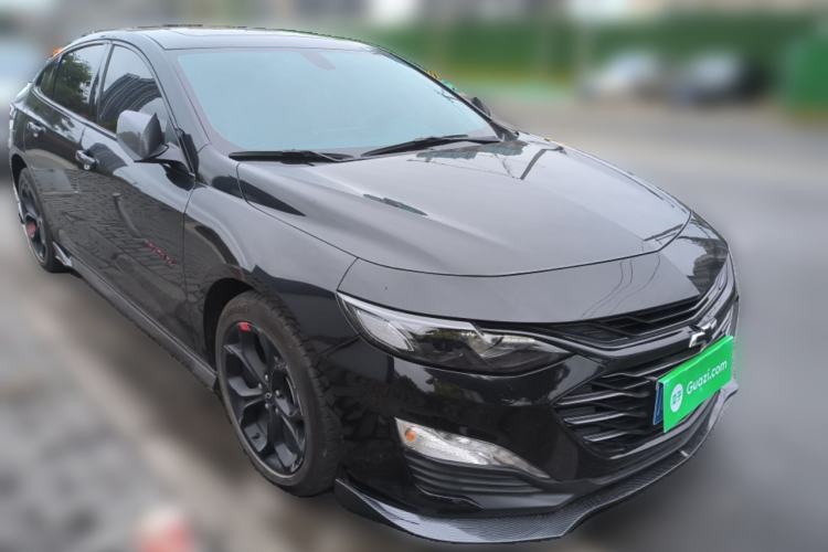 Used Chevrolet Malibu XL 2023 Redline 2.0T Sporty Edition Front Right 45 Deg