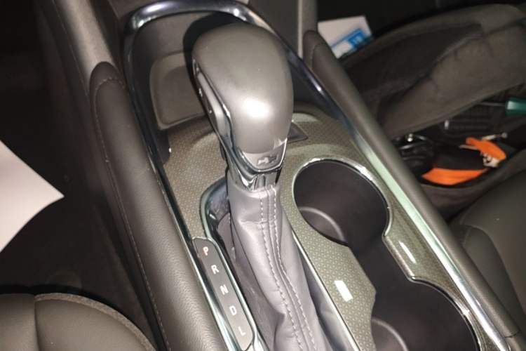 Used Chevrolet Malibu XL 2023 1.5T Sharp Edition Gear Lever