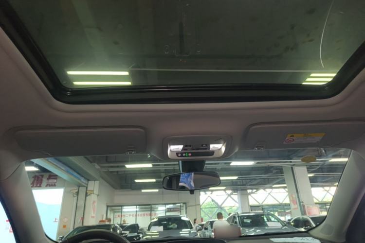 Used Chevrolet Malibu XL 2023 Redline 2.0T Sporty Edition Headliner