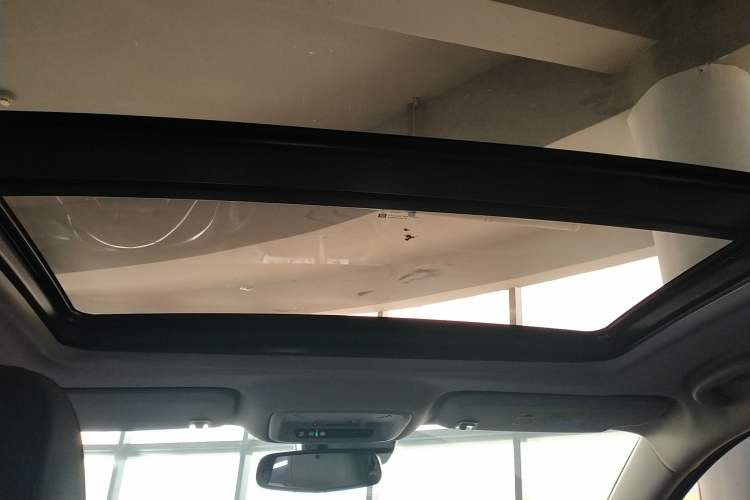 Used Chevrolet Malibu XL 2023 Redline 2.0T Smart Edition Headliner