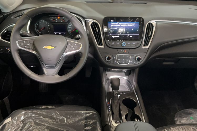 Used Chevrolet Malibu XL 2023 1.5T Sharp Edition Interior 3
