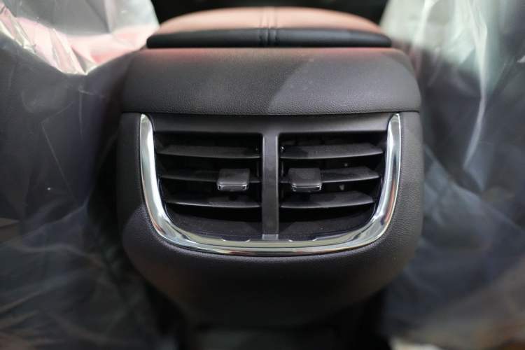 Used Chevrolet Malibu XL 2023 1.5T Sharp Edition Interior 7