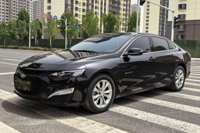 Ojetý Chevrolet Malibu XL 2023 1.5T Sharp Edition