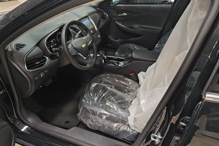 Used Chevrolet Malibu XL 2023 1.5T Sharp Edition Left Front Seat