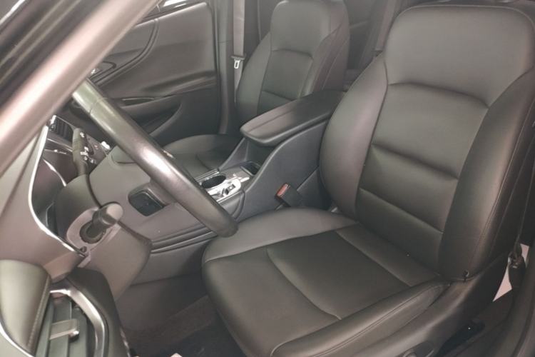 Used Chevrolet Malibu XL 2023 1.5T Sharp Edition Left Front Seat