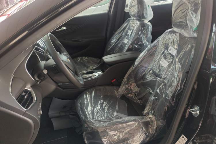 Used Chevrolet Malibu XL 2023 1.5T Sharp Edition Left Front Seat