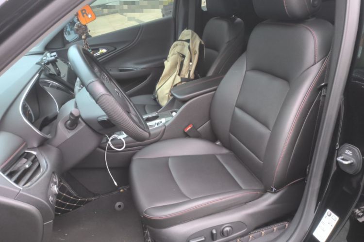 Used Chevrolet Malibu XL 2023 Redline 2.0T Sporty Edition Left Front Seat