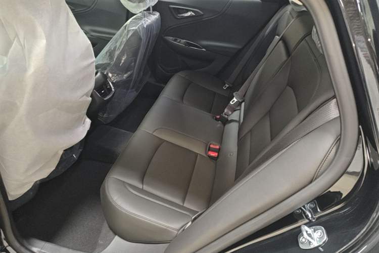 Used Chevrolet Malibu XL 2023 1.5T Sharp Edition Left Rear Seat